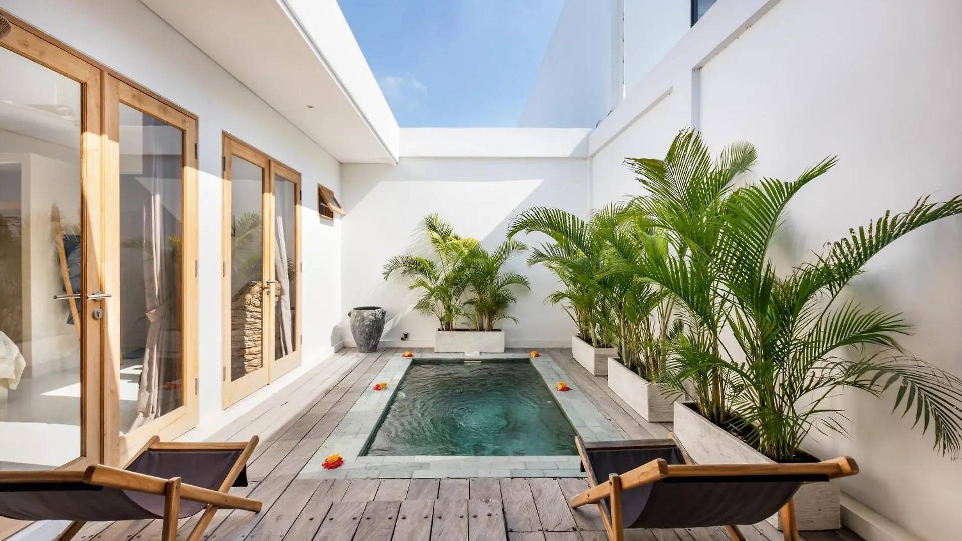 Spacious 1Br Villas In Seminyak