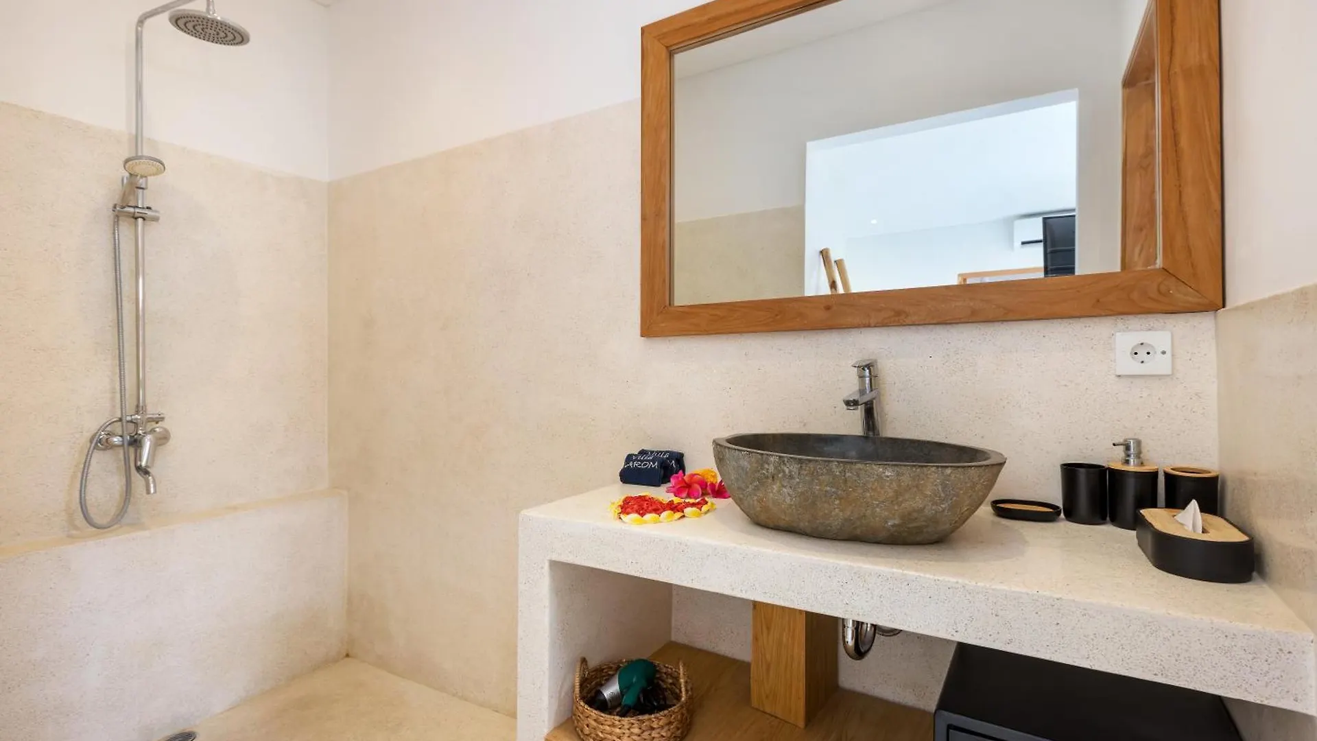 Spacious 1Br Villas In Seminyak
