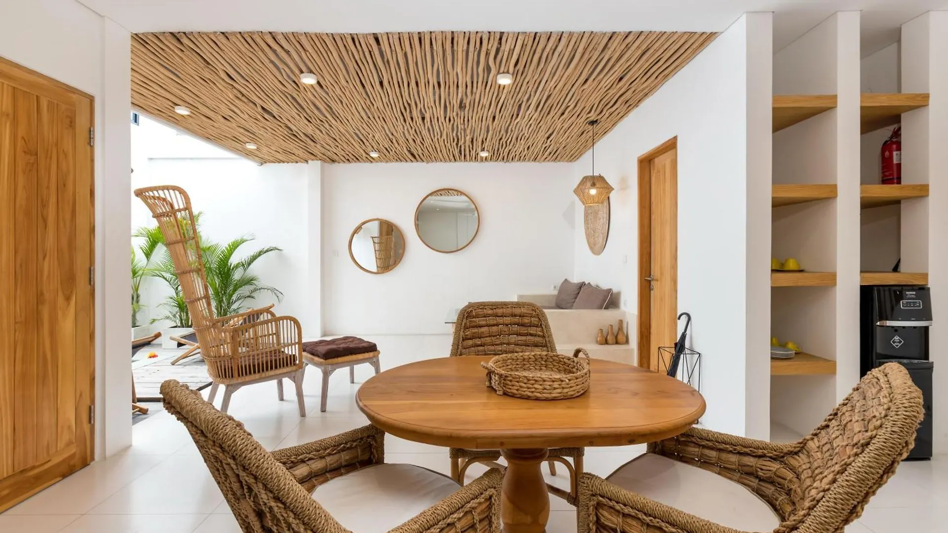 Spacious 1Br Villas In Seminyak Indonesia
